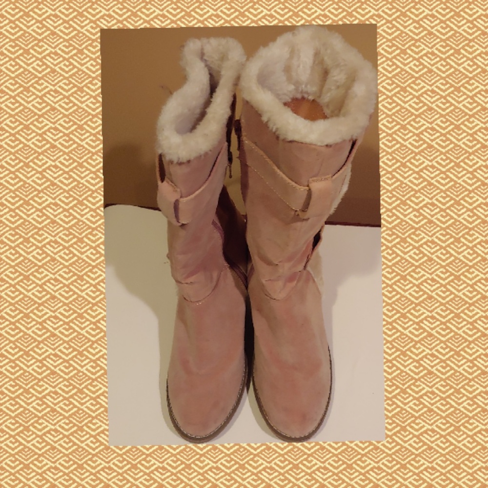 Ankle booties